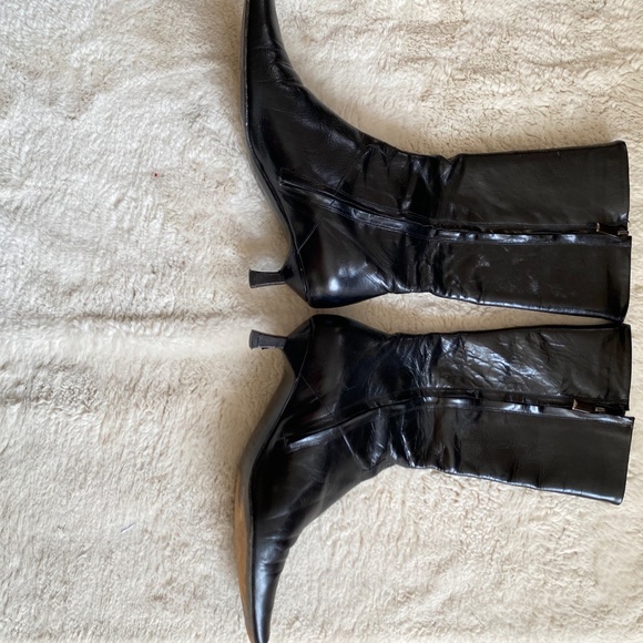 Genuine soft leather kitten heel boots - Picture 8 of 9